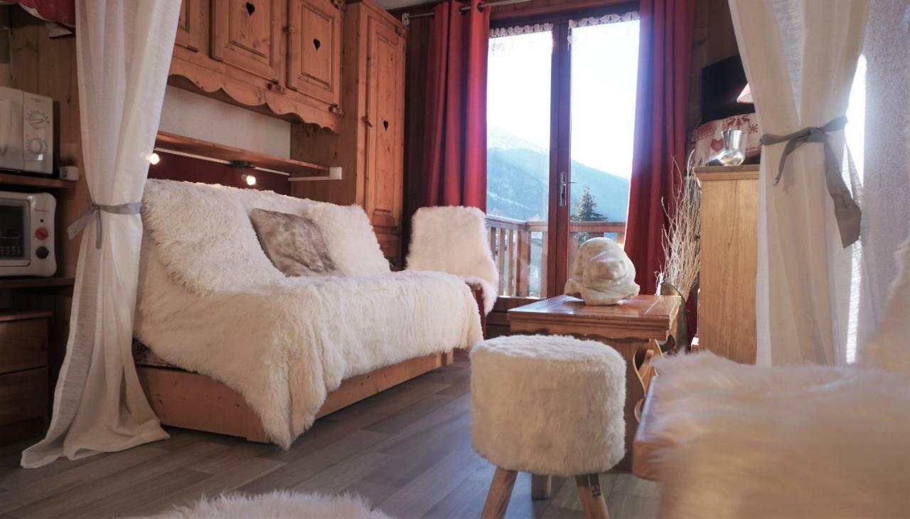 Locations Berne Milesi Apartment ล็องส์เลอวิลลาร์ ภายนอก รูปภาพ