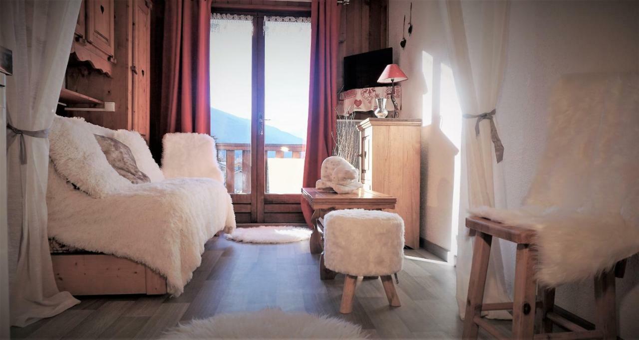 Locations Berne Milesi Apartment ล็องส์เลอวิลลาร์ ภายนอก รูปภาพ